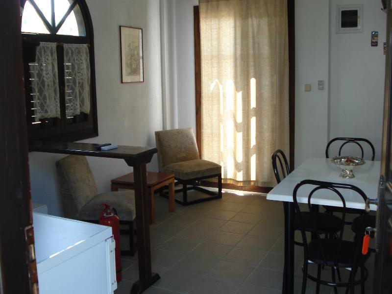 Katerina Apartments Трулос Экстерьер фото
